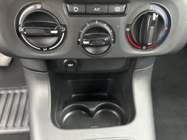 Citroën C3 puretech 83 s&amp;s bvm5 — photo 20
