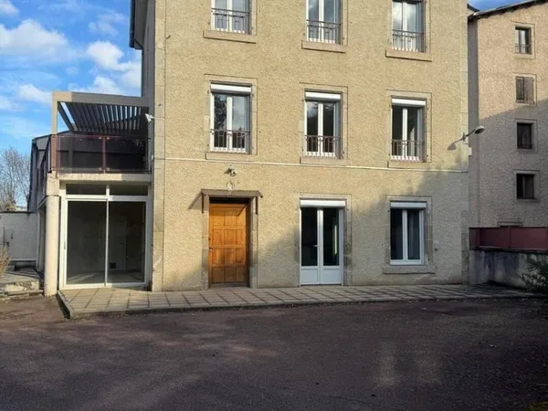 Maison 6 pièces 180 m²