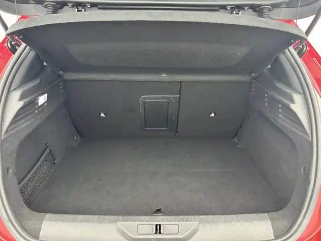 Peugeot 308 phev 180 e-eat8 — photo 26