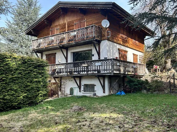 Maison 5 pièces 170 m²