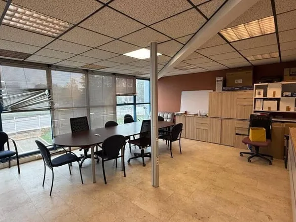Local d'activité 480 m²