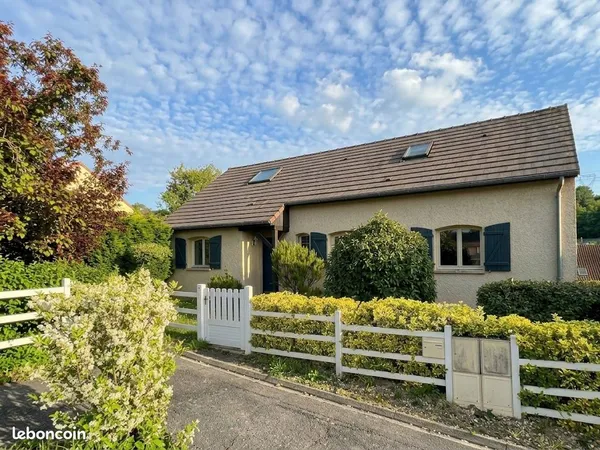 Maison 6 pièces de 135 m² rénovée en 2024 - balcon, jardin sous-sol Classée C