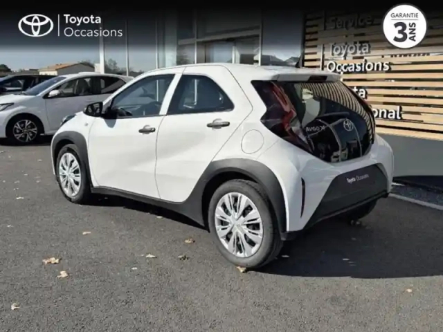 Toyota Aygo X 1.0 vvt-i 72ch active business my23 — photo 2