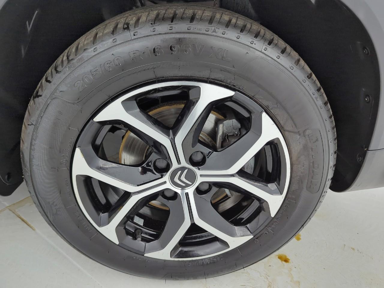 Citroën C3 Aircross puretech 130 s&s eat6 shine — photo 19