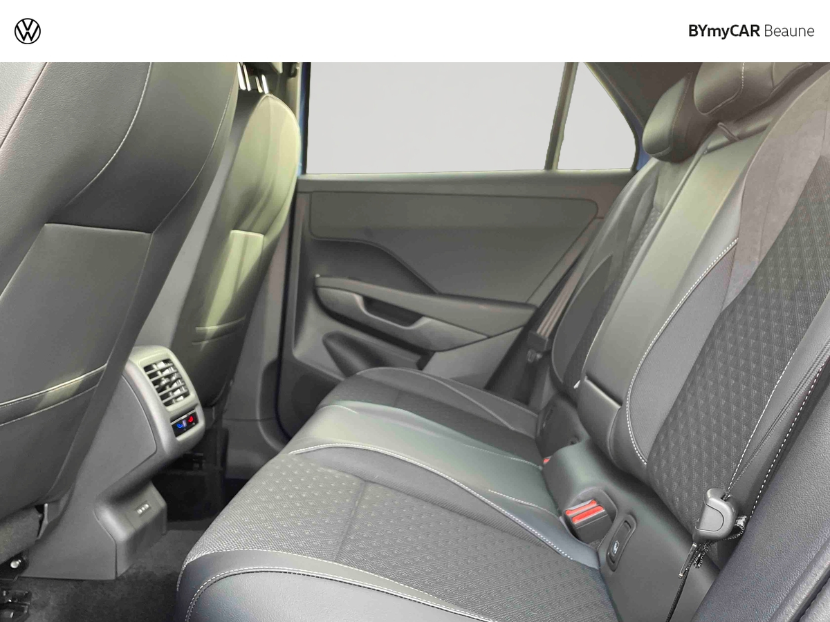 Volkswagen T-Roc 1.5 eTSI Hybrid 150 ch DSG7 — photo 12