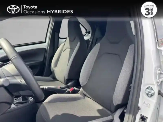 Toyota Aygo X 1.0 vvt-i 72ch dynamic my24 — photo 11