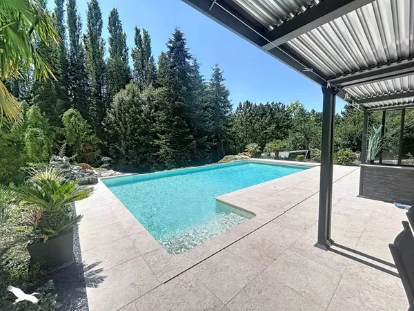 Maison 5 pièces 147 m²