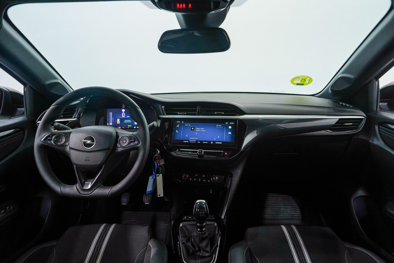 Opel Corsa — photo 11