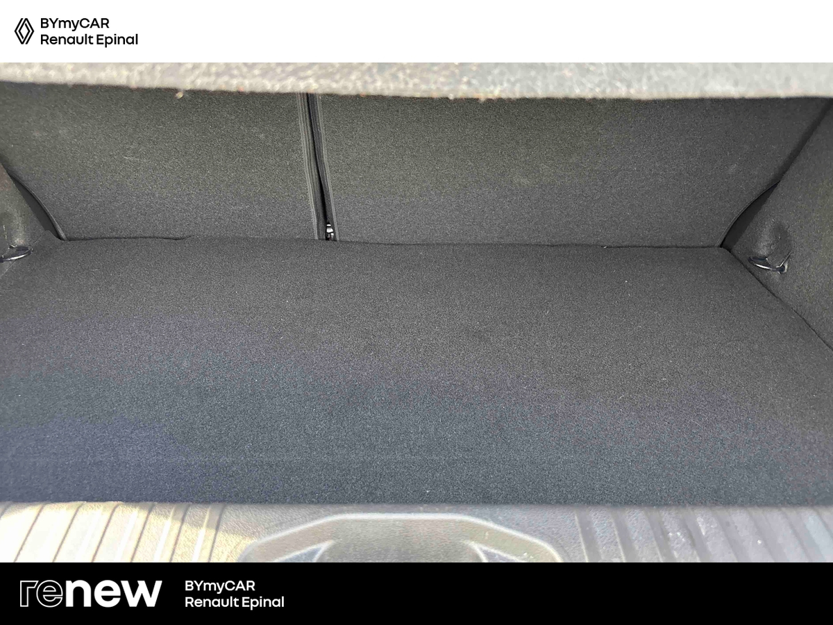 Renault Clio E-Tech full hybrid 145 ch GSR2 — photo 13