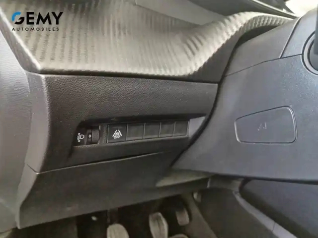 Peugeot 2008 puretech 100 s&amp;s bvm6 — photo 20