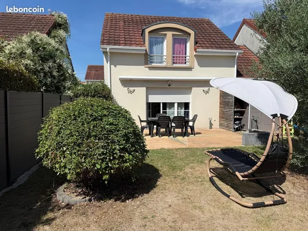 Maison individuelle - 3 chambres - Jardin, terrasse et garage - Oissel