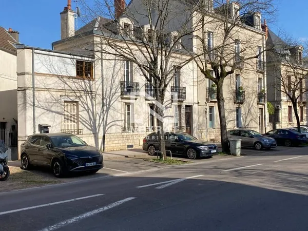 DIJON - Boulevard Thiers - Immeuble de rapport - 3 logements loués