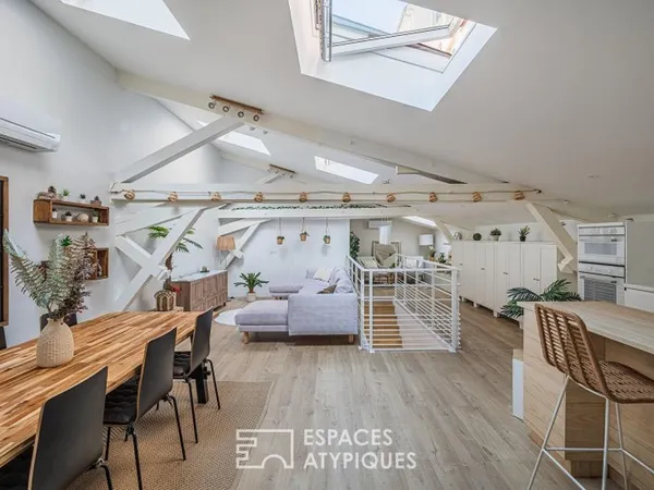 Duplex comme une maison proche Victor Hugo