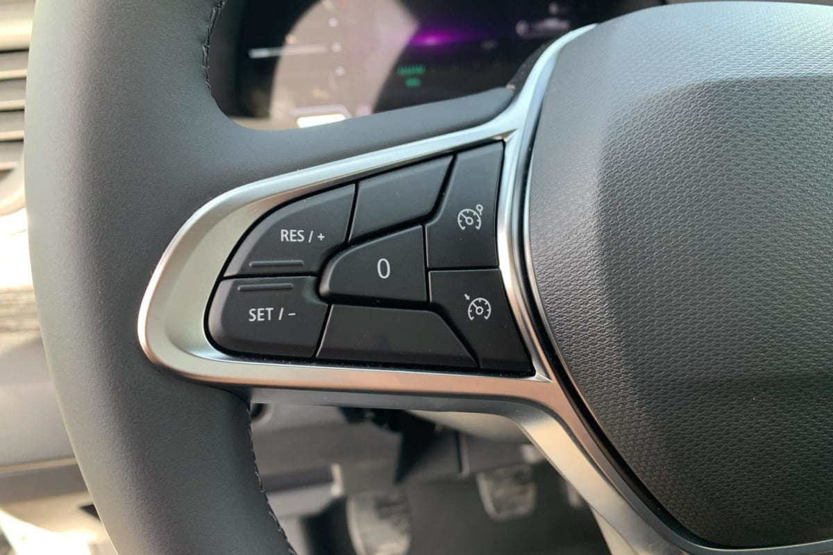 Renault TRAFIC FOURGON — photo 15