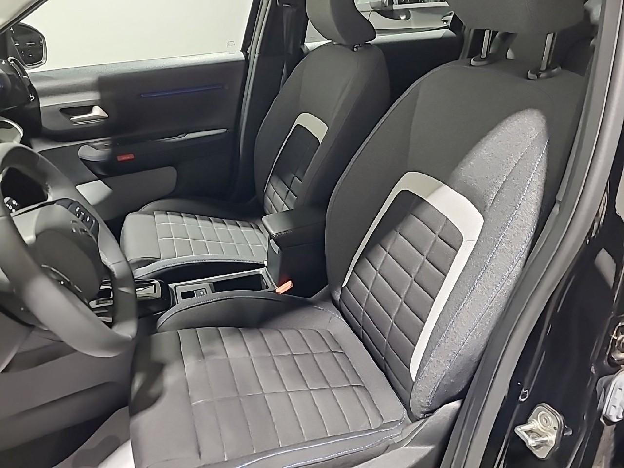 Citroën C3 e-c3 113 ch plus — photo 10
