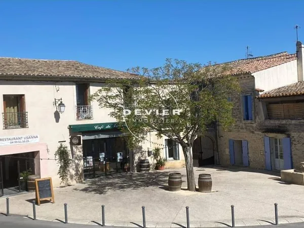 Terrain constructible 590 m²