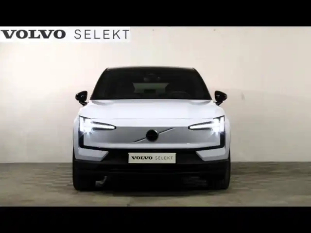 Volvo Ex30 single extended range 272ch plus — photo 2