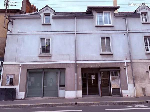 Bureau 94 m²