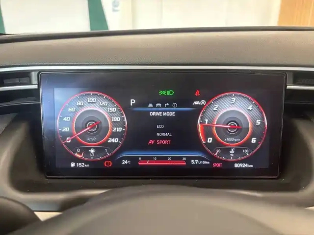 Hyundai Tucson 1.6 crdi 136 hybrid 48v dct-7 — photo 5