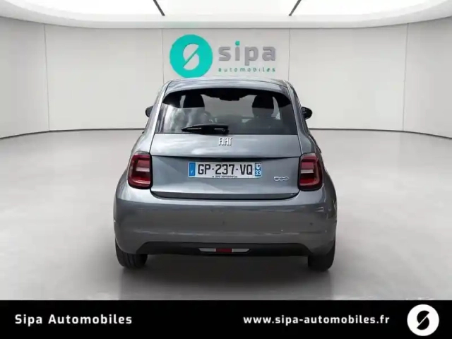 Fiat 500 3+1 e 118 ch — photo 4