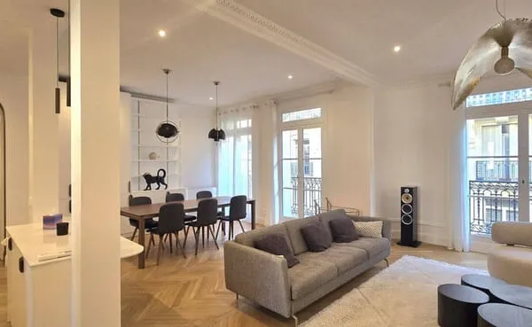 Appartement 6 pièces 120 m²