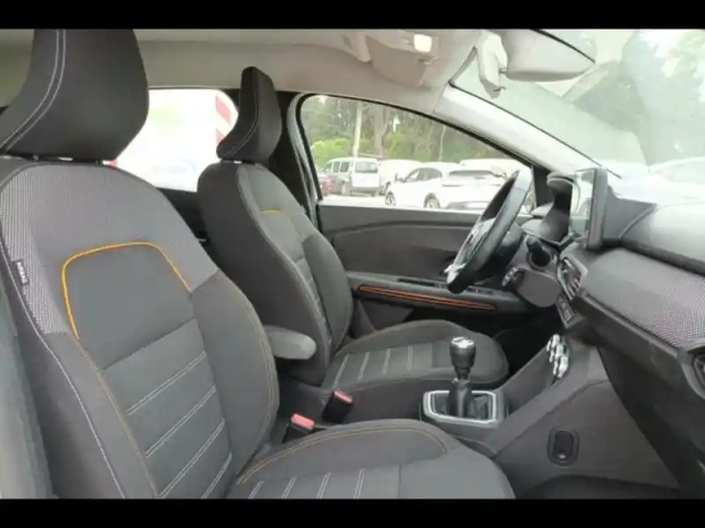 Dacia Sandero 1.0 tce 90ch stepway confort -22 — photo 10
