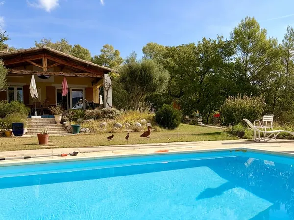 5 MN DE VAISON - BELLE VILLA 120M2 AVEC PISCINE
