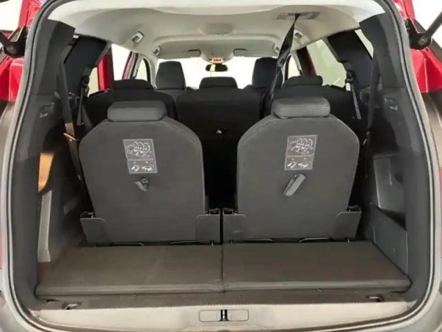 Peugeot 5008 1.2 puretech 130ch s&amp;s style — photo 10