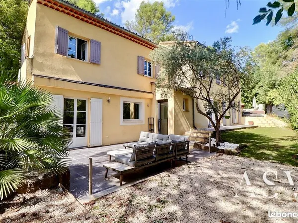 Maison 7 pièces 160 m²