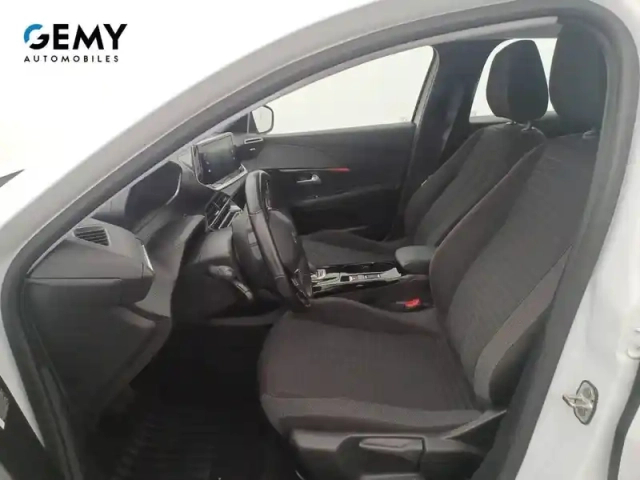 Peugeot 208 electrique 50 kwh 136 — photo 9