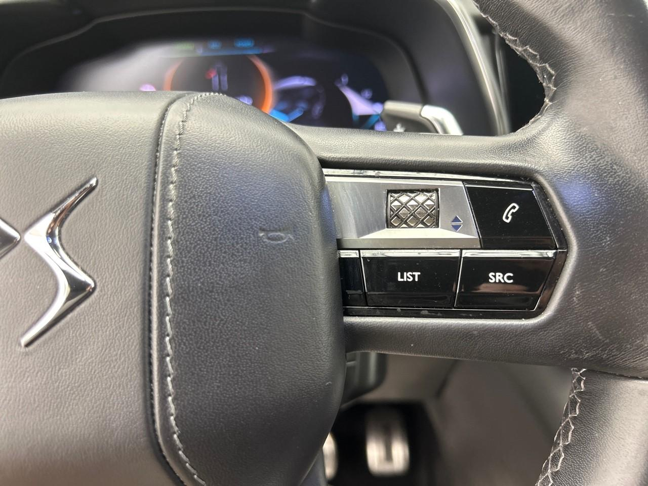 Ds Ds 7 crossback hybride rechargeable e-tense 300 eat8 4x4 opera — photo 25