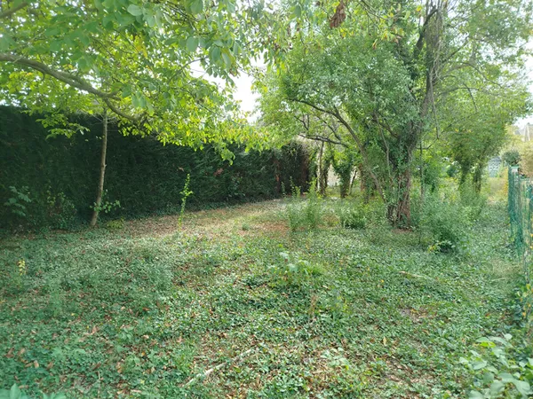 Terrain 416 m²