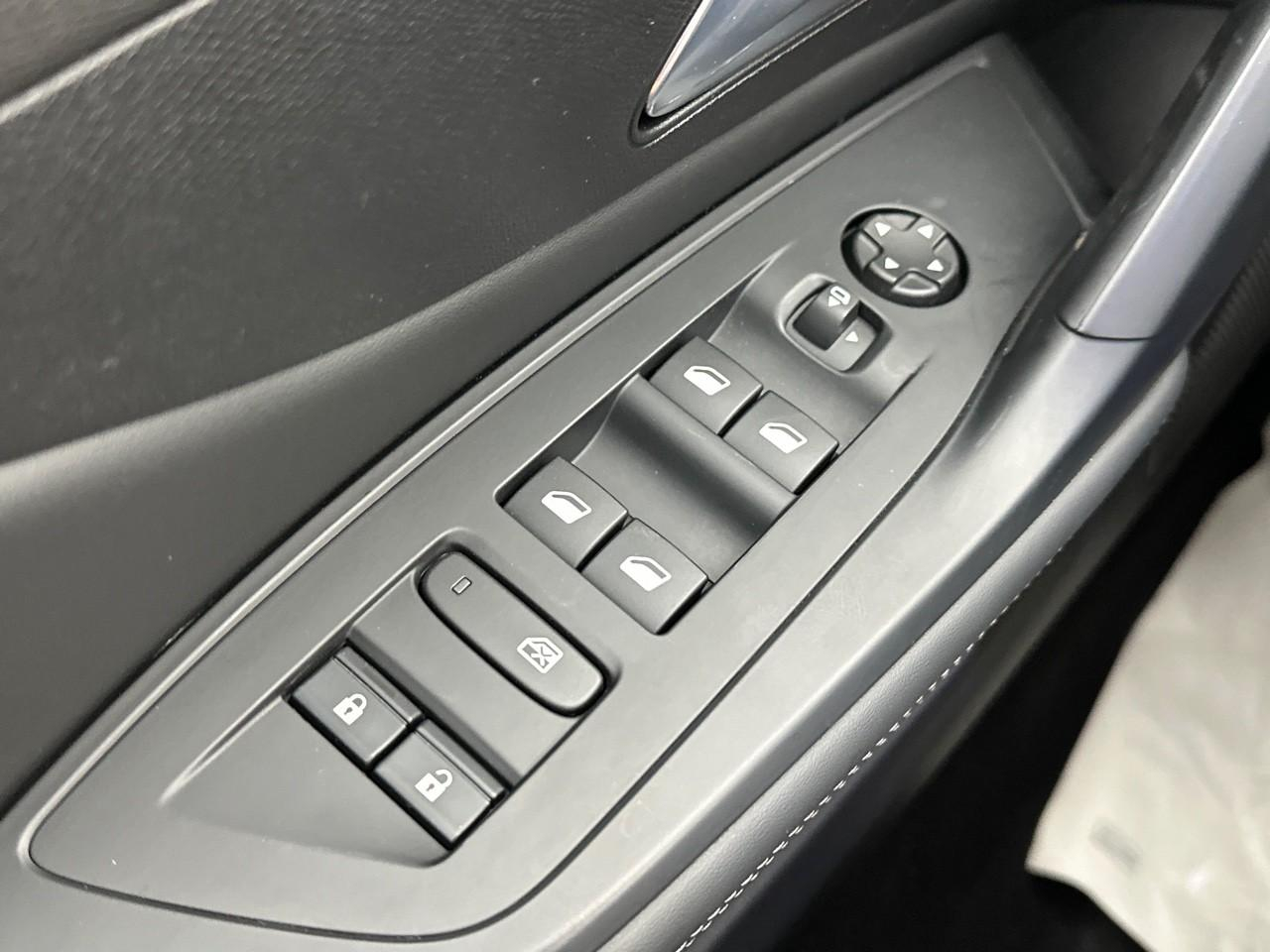 Peugeot 308 sw bluehdi 130ch s&s eat8 allure — photo 15