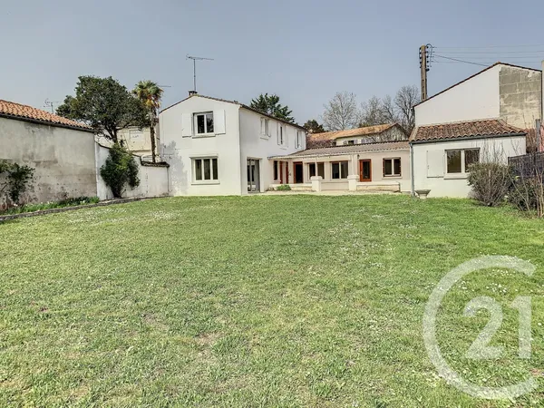 Maison 7 pièces 147 m²