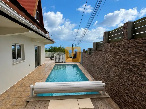 Villa 5 pièces 170 m²