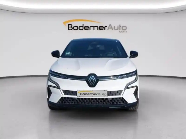 Renault Megane e-tech ev60 220 ch optimum charge — photo 8