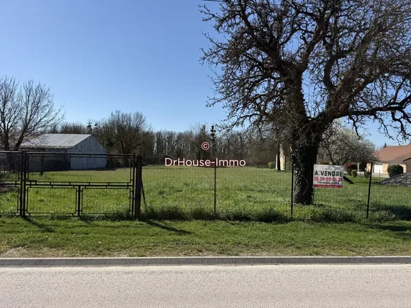Montangon 10220 terrain constructible d'une surface de 4221m2