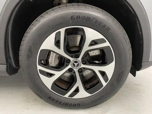 Mercedes Glc 300 e 9g-tronic 4matic — photo 13