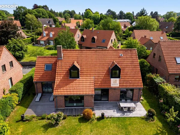 Propriété 7 pièces 210 m²