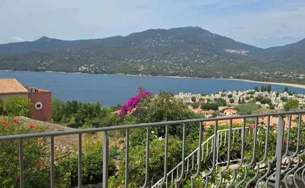 Villa 8 pièces 152 m²