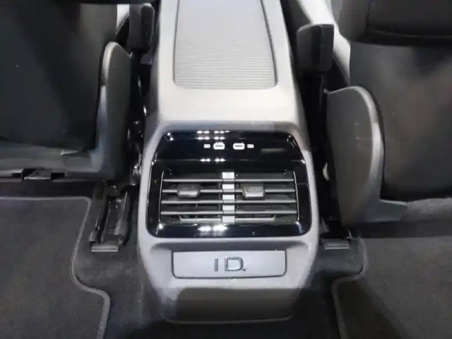 Volkswagen Id.4 174ch pro 77 kwh life plus — photo 12