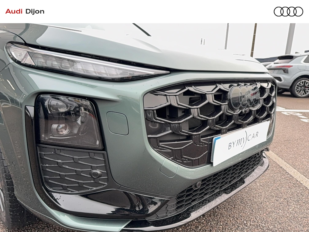 Audi Q3 SB E HYBRID 272 CH S TRONIC 6 — photo 16