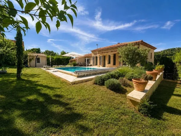 Maison centre village Alpilles Sud