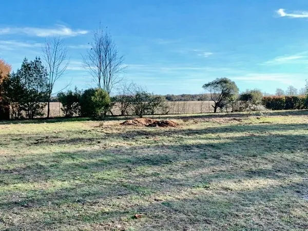 Terrain constructible hors lotissement