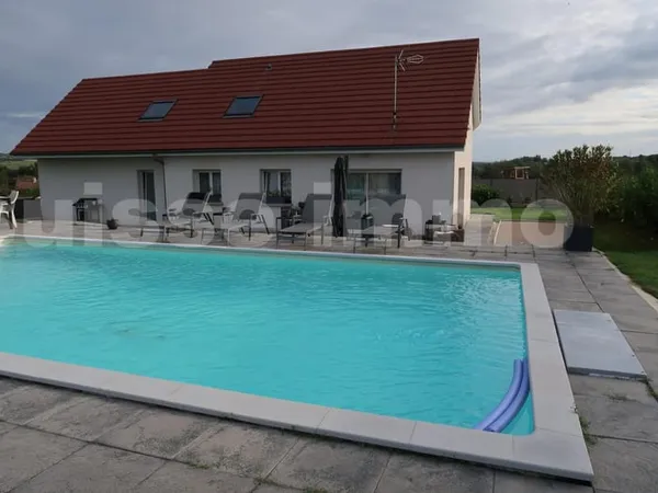 Maison - 6 pièce(s) - 160 m2