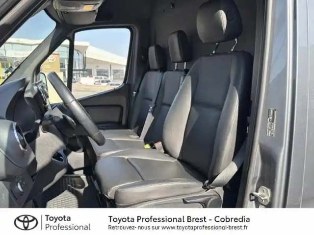 Mercedes Sprinter fg 215 cdi 39 3t0 select traction 9g-tronic — photo 11