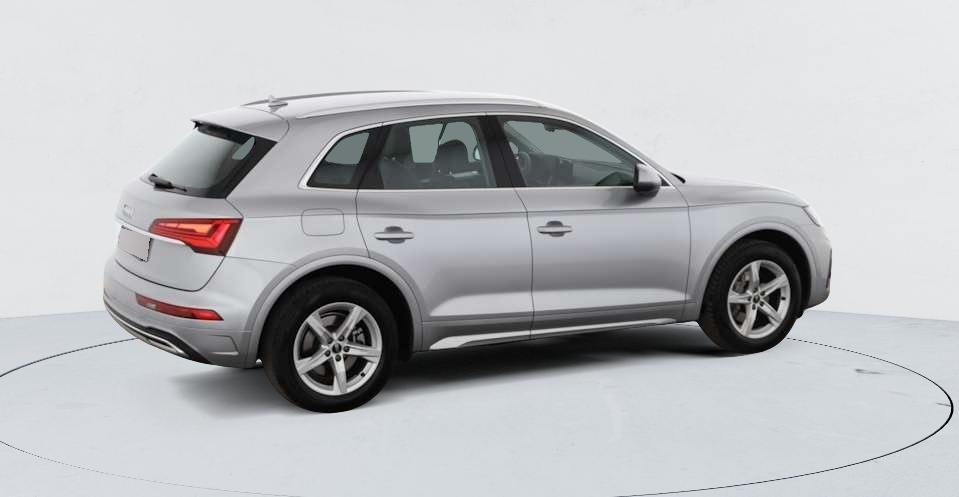 Audi Q5 — photo 8
