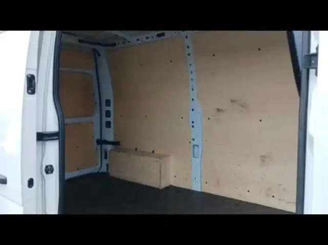 Renault Master fg f3300 l2h2 2.3 blue dci 135ch confort euro6e — photo 25