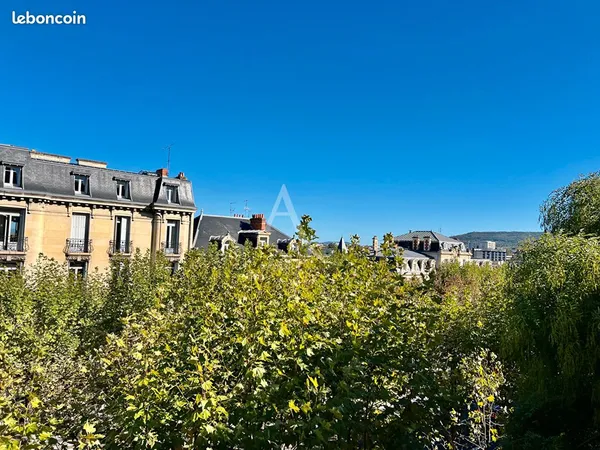 Appartement 6 pièces 141 m²