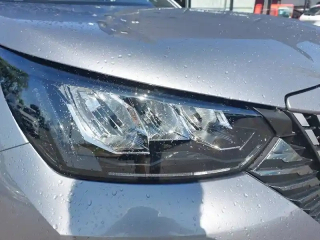 Peugeot 2008 100 s&amp;s bvm6 — photo 40
